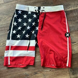 Hurley Board Shorts American Flag 🇺🇸 Swim Suit Men's Size 30